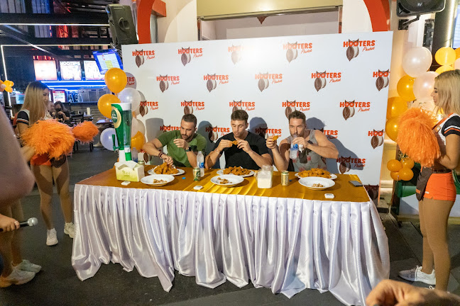 Hooters Phuket | American Restaurant & Sports Bar