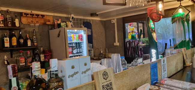 21 February Mix’s - การบริการอาหารและที่พัก