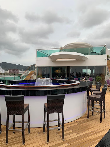 152/1 ถ. ทวีวงศ์ ตำบลป่าตอง อำเภอกะทู้ ภูเก็ต 83150