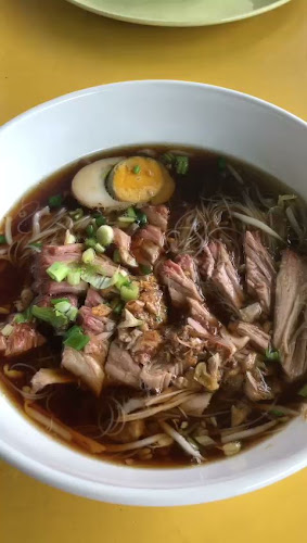 ขาหมูแก้มตุ่ย