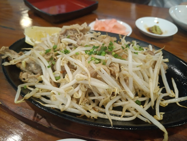 Opinii despre อุโอเทรุซุยซัน ซูชิ ภูเก็ต– ราไวย์ บีช în อำเภอเมืองภูเก็ต - การบริการอาหารและที่พัก