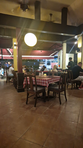 Opinii despre Buffalo steak house în อำเภอเมืองภูเก็ต - การบริการอาหารและที่พัก