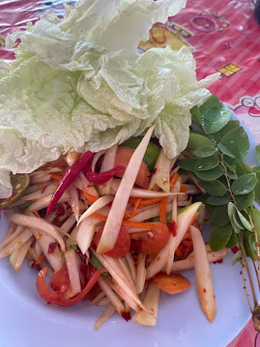 ร้านผักไทยโบราณ&ผลไม้สด สวนมะพร้าว - อำเภอเมืองนครราชสีมา