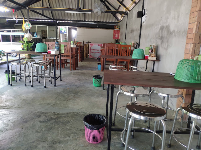 โกติ๋วก๋วยเตี๋ยวเรือรังสิต (เจ้าเก่าป่าตอง) สาขา ห้าแยกฉลอง - อำเภอเมืองภูเก็ต