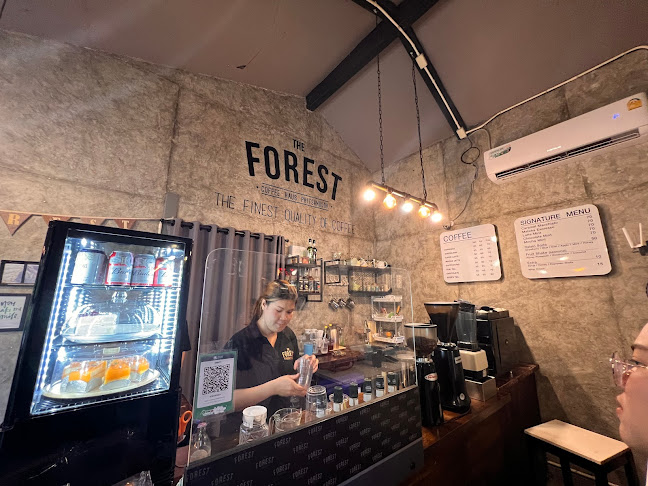 Opinii despre THE FOREST COFFEE HAUS PHITSANULOK în เมือง - การบริการอาหารและที่พัก