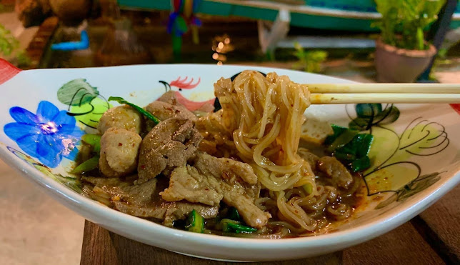 โกติ๋วก๋วยเตี๋ยวเรือรังสิต (เจ้าเก่าป่าตอง) สาขา ห้าแยกฉลอง - อำเภอเมืองภูเก็ต