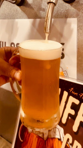 Comentarii opinii despre JIM's Burgers & Beers - Pakkred