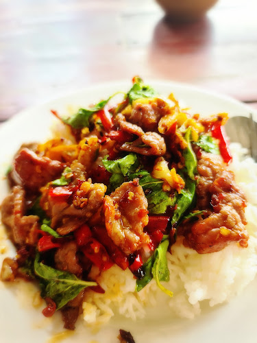 Comentarii opinii despre เจ๊นา เกาเหลาเนื้อเปื่อย อาหารตามสั่ง