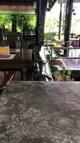 Sugar Cane Restaurant - การบริการอาหารและที่พัก