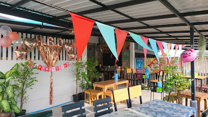 ร้านก๋วยเตี๋ยวแชมป์ เลียบทางรถไฟ พัทยาเหนือ