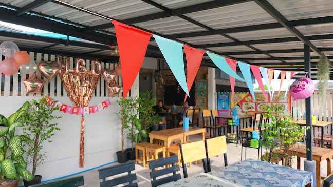 ร้านก๋วยเตี๋ยวแชมป์ เลียบทางรถไฟ พัทยาเหนือ