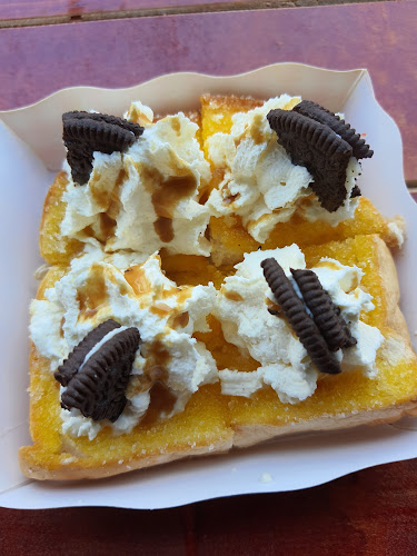 10, 12 ถ. มหาราช ตำบลวัดใหม่ อำเภอเมืองจันทบุรี จันทบุรี 22000