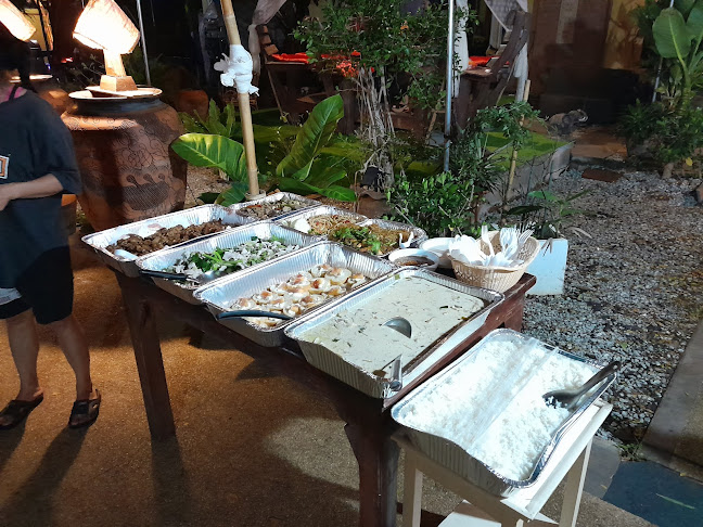 Smoker Garden - การบริการอาหารและที่พัก