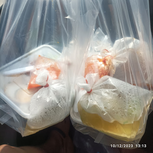 Comentarii opinii despre ร้านป้าเพ็ญขาหมู ก๋วยเตี๋ยวขาหมู สูตรดั้งเดิม