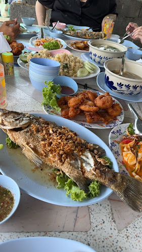 ป้ารุณ ซ.นาจอมเทียน 8 - การบริการอาหารและที่พัก