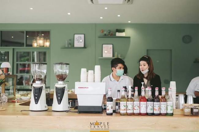 🌞 Leikki Neighbourhood Cafe - การบริการอาหารและที่พัก