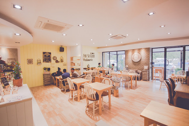 Comentarii opinii despre So Far So Good By Twins KT