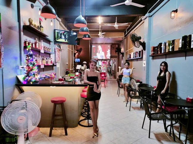 Opinii despre บอนนี่บาร์ în อำเภอหาดใหญ่ - การบริการอาหารและที่พัก