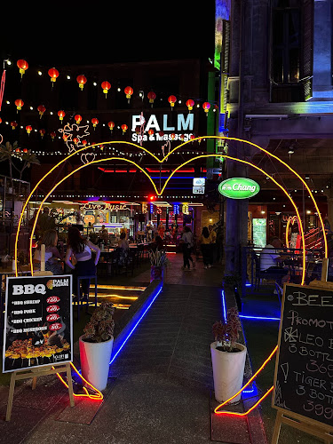 Opinii despre The ARISTO RESIDENCE în อำเภอเมืองภูเก็ต - การบริการอาหารและที่พัก