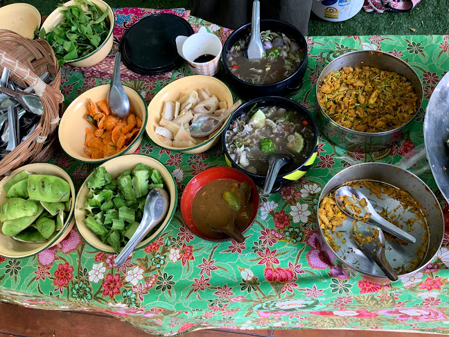 FIN Market : ตลาดรื่นรมย์ - การบริการอาหารและที่พัก