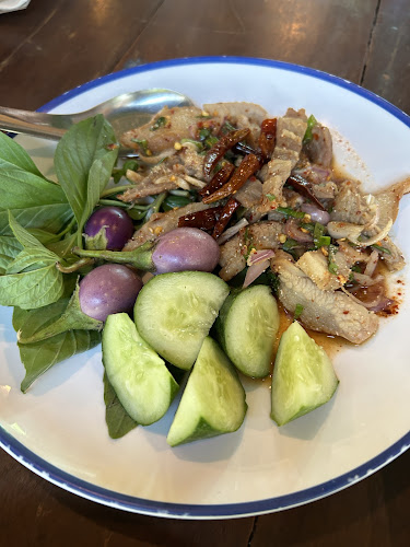 Opinii despre ตํากระเทย อุบลราชธานี Tumkratoei (Ubon Ratchathani) în อำเภอเมืองอุบลราชธานี - การบริการอาหารและที่พัก