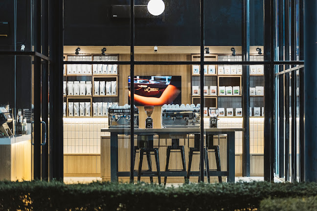 CoffeeWORKS Phuket Experience Center