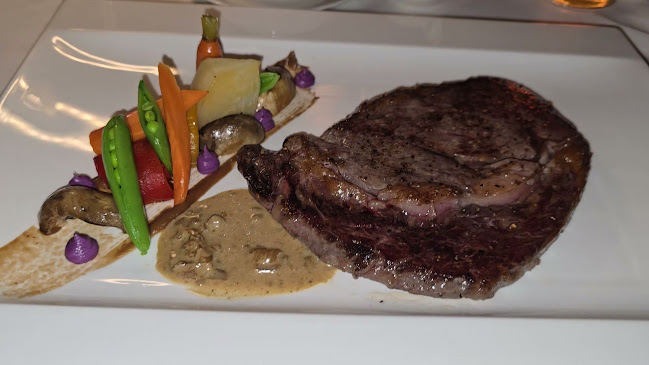 Cafe des Amis - อำเภอบางละมุง