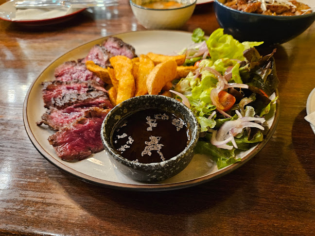 Comentarii opinii despre SMAZ Bistro สมาส บิสโทร