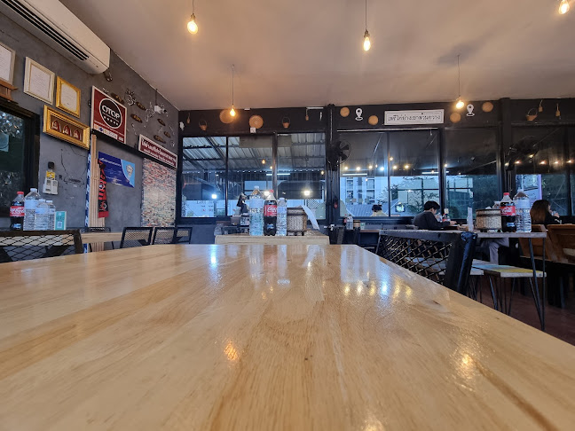 Opinii despre เสรีไก่ย่างเขาสวนกวาง în อำเภอเมืองขอนแก่น - การบริการอาหารและที่พัก