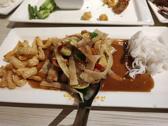 Comentarii opinii despre นิตยาไก่ย่าง สาขาแยกสะพานพระนั่งเกล้า