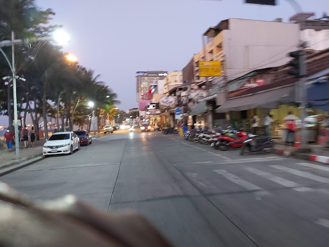 219 ถนนเลียบชายหาด เมืองพัทยา อำเภอบางละมุง ชลบุรี 20150