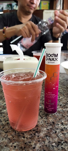 Opinii despre ต้มเลือดหมูคุณศรี พัทยากลาง în อำเภอบางละมุง - การบริการอาหารและที่พัก