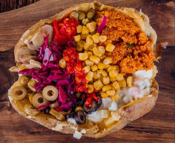 Opinii despre La Papa în Phuket - การบริการอาหารและที่พัก