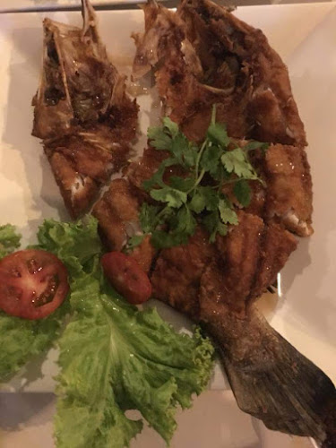 Comentarii opinii despre นายพันธ์ ร้านอาหารไทยอีสาน ก๋วยเตี๋ยวไก่ตุ๋น/หมูตุ๋น