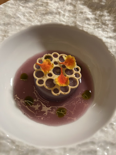 177, 38 ถ. ศรีสุนทร ตำบล ศรีสุนทร อำเภอถลาง ภูเก็ต 83110