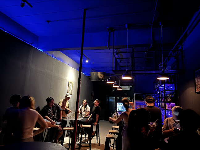 Black sheep bar&garden - การบริการอาหารและที่พัก