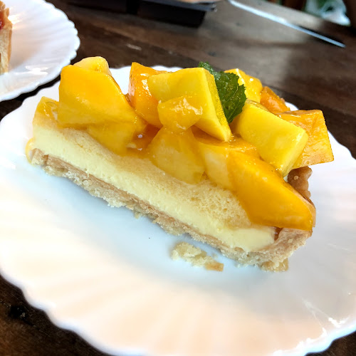 608 ถ. ราชมรรคา ตำบลสนามจันทร์ อำเภอเมืองนครปฐม นครปฐม 73000