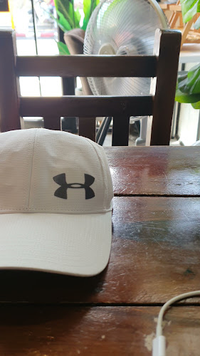 Chino@Cafe' Gallery - การบริการอาหารและที่พัก