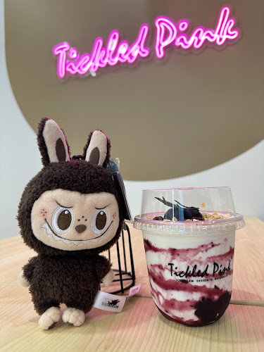Tickled Pink Pattaya (ทิกเคลท พิงค์ พัทยา) - อำเภอบางละมุง