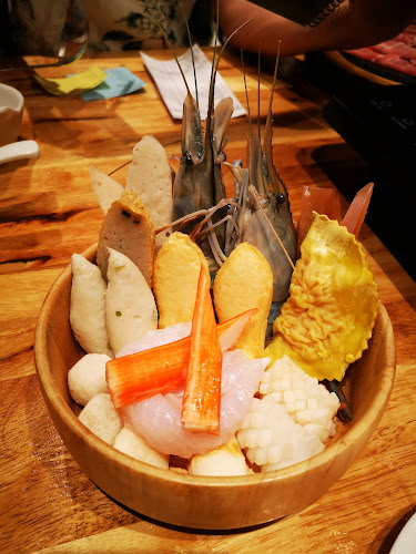 เปี่ยมรักรีสอร์ท - เมือง