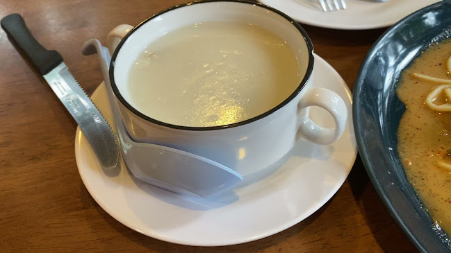 ร้านอาหารสโนว์ไวท์นครปฐม - การบริการอาหารและที่พัก