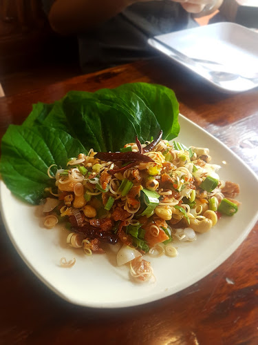 Comentarii opinii despre ร้านอาหารเยื่อไม้