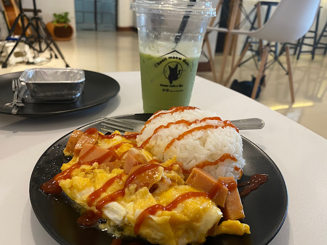 baan maew dum - การบริการอาหารและที่พัก