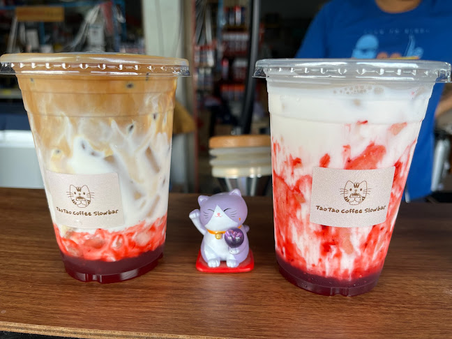 Taotao coffee slowbar(สโลว์บาร์) - การบริการอาหารและที่พัก