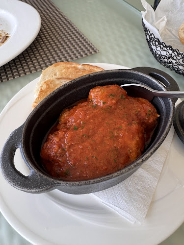 Bocconcino Phuket - การบริการอาหารและที่พัก