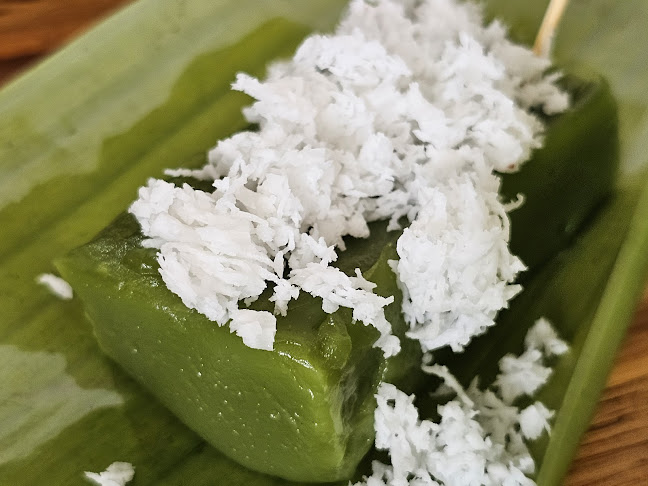 จี้อุ่น ขนมโบราณภูเก็ต - การบริการอาหารและที่พัก