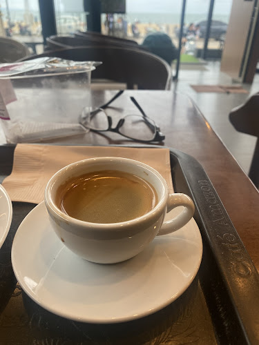 Comentarii opinii despre Cafe Amazon Jomtien Beach @The Now Hotel