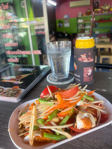 Opinii despre Star Bar & Beauty salon în อำเภอเมืองภูเก็ต - การบริการอาหารและที่พัก