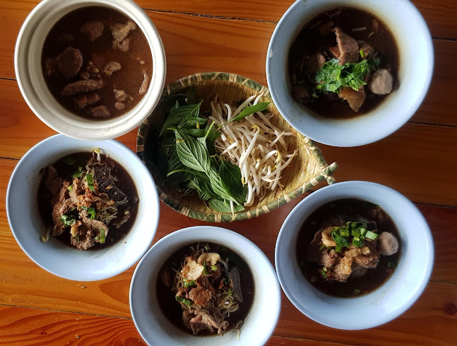 ก๋วยเตี๋ยว เรือไทย คลอง2 - อำเภอธัญบุรี