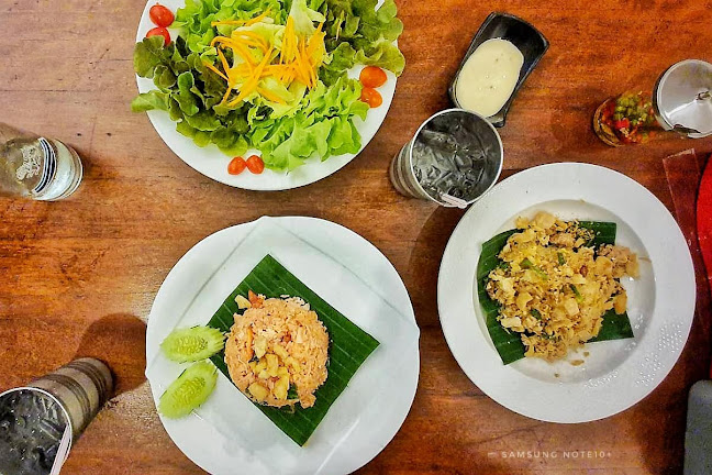 Opinii despre ร้านเชย (ถนนยมจินดา) în อำเภอเมืองระยอง - การบริการอาหารและที่พัก